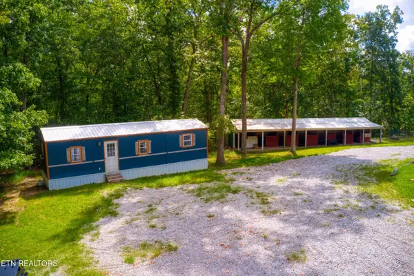 719 Spruce Creek Drive, Jamestown, TN 38556