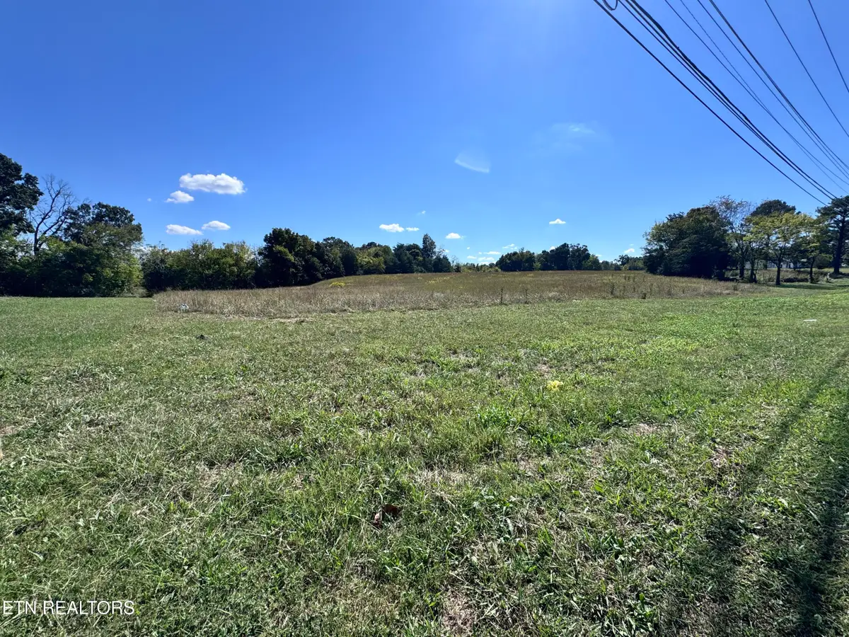 833 Highway 411, Vonore, TN 37885 - #1