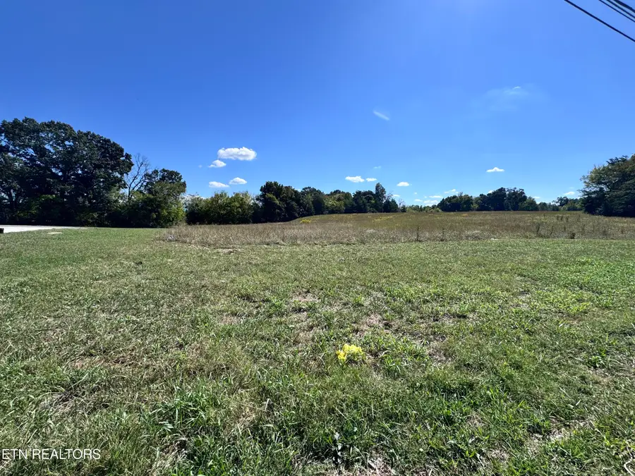 833 Highway 411, Vonore, TN 37885 - #2