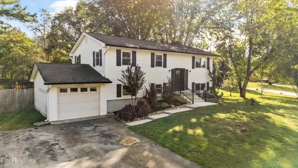 712 Owl Hollow Rd, Knoxville, TN 37923