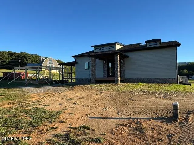 180 County Line Rd, Dandridge, TN 37725 - #3