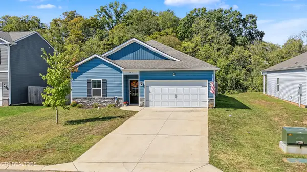 521 Heritage Crossing Drive, Maryville, TN 37804