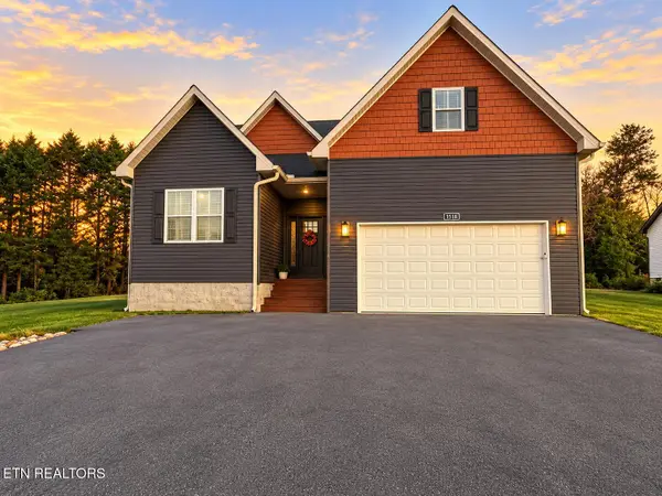 1518 Broad River Lane, Sevierville, TN 37876