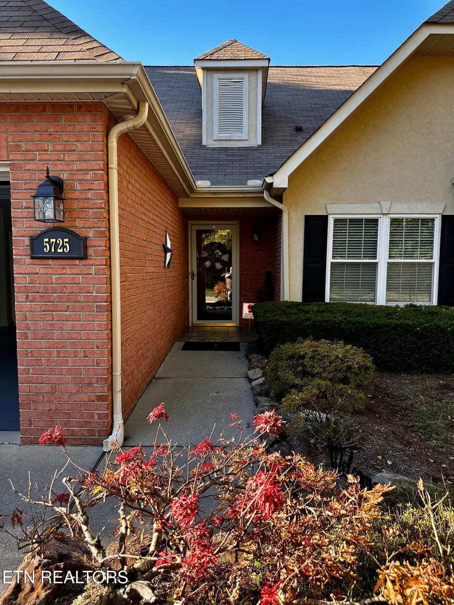 5725 Boones Creek Lane #5, Knoxville, TN 37912 - #2