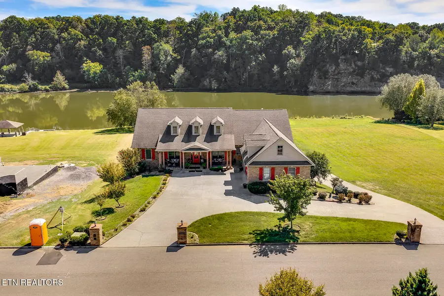 2760 River Island Blvd, Kodak, TN 37764 - #2