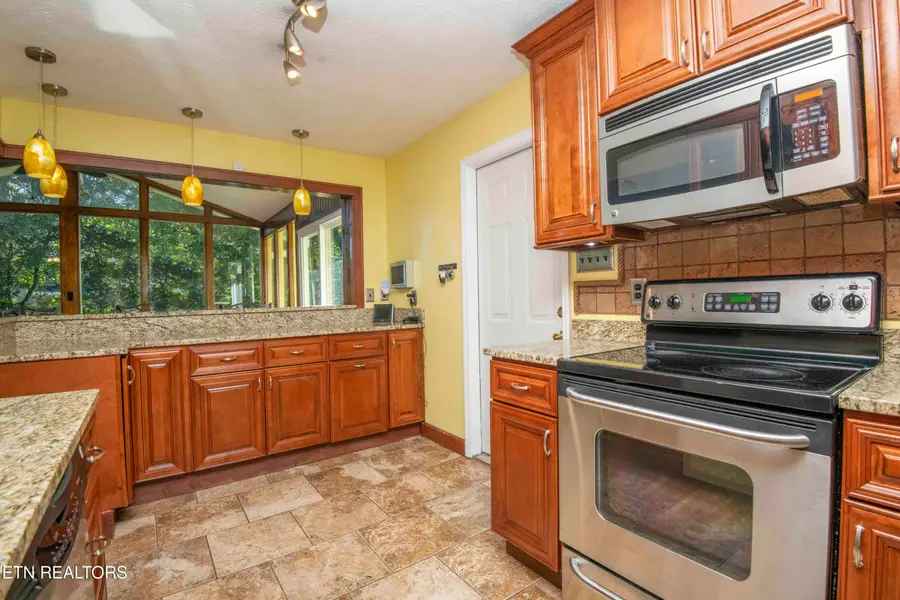1203 E Woodshire Drive, Knoxville, TN 37922 - #3