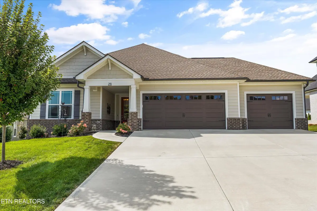 255 Trillium Tr, Lenoir City, TN 37771 - #1