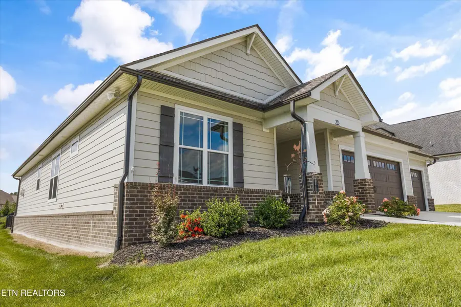 255 Trillium Tr, Lenoir City, TN 37771 - #2