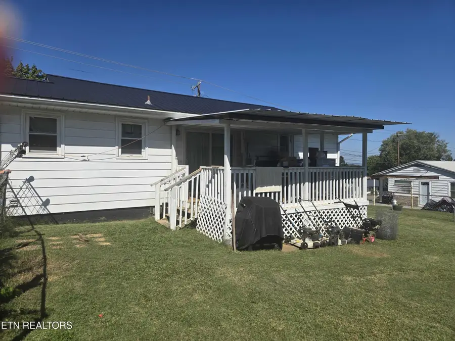 715 Lincoln Ave, Morristown, TN 37813 - #2