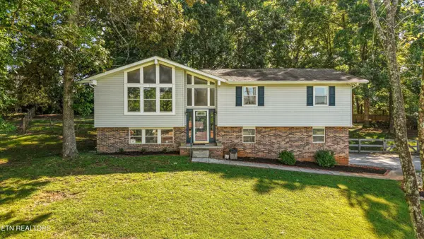 8804 Mallow Drive, Knoxville, TN 37922