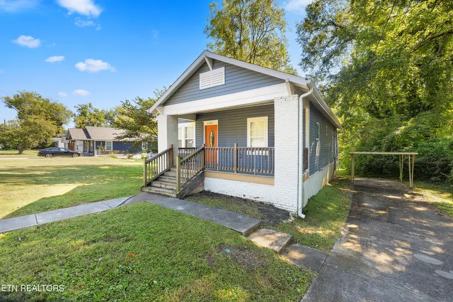 2324 Wilson Ave, Knoxville, TN 37915 - #2