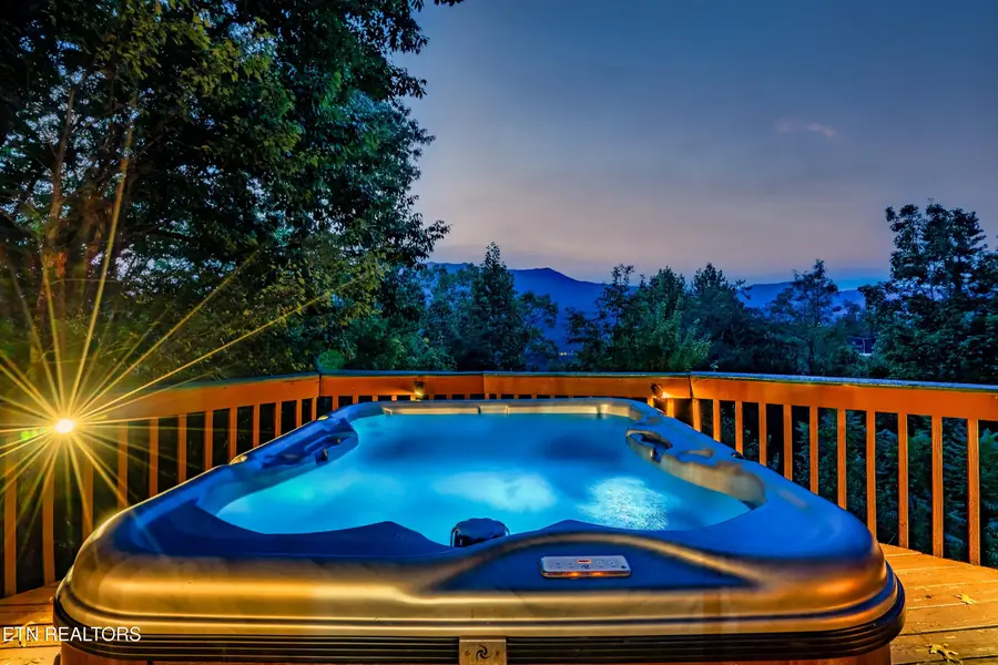 1008 E Foothills Drive, Gatlinburg, TN 37738 - #3