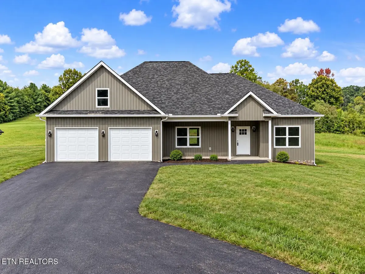 3644 Miser Station Rd, Louisville, TN 37777 - #1