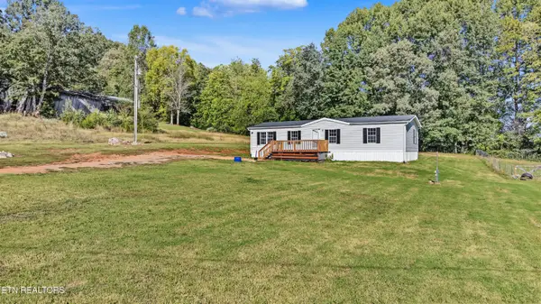 1528 Hiwassee Rd, Sweetwater, TN 37874