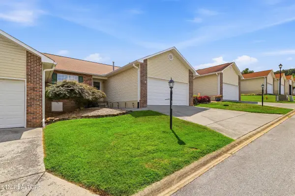 209 Executive Meadows Drive, Lenoir City, TN 37771