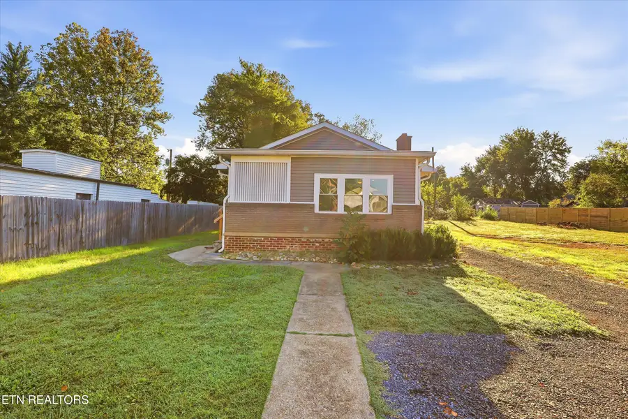 2334 Old Knoxville Pike, Maryville, TN 37804 - #3