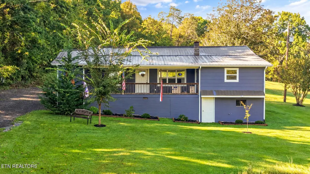 111 Cathcart Rd, Vonore, TN 37885 - #1
