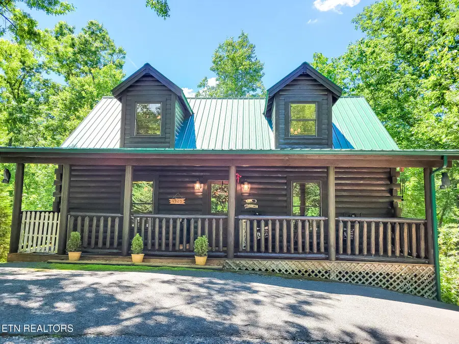 4723 Riversong Ridge Way, Sevierville, TN 37876 - #2