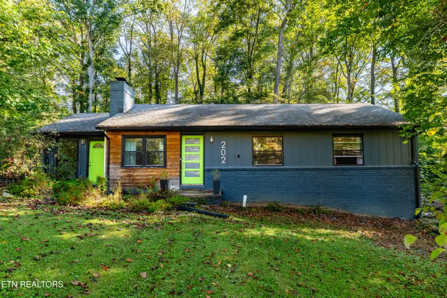 202 Maple Loop Rd, Knoxville, TN 37920 - #2