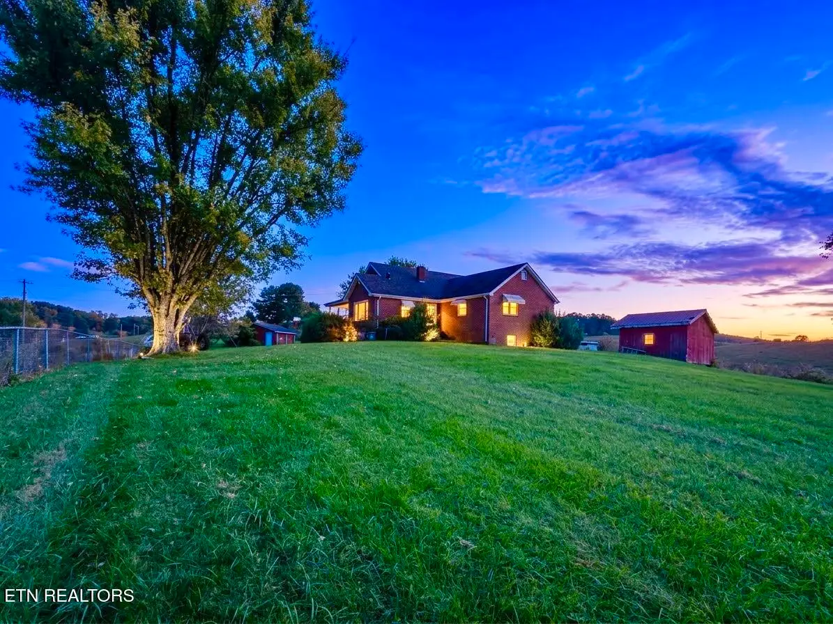 469 Patchwork Rd, Rose Hill, VA 24281 - #1