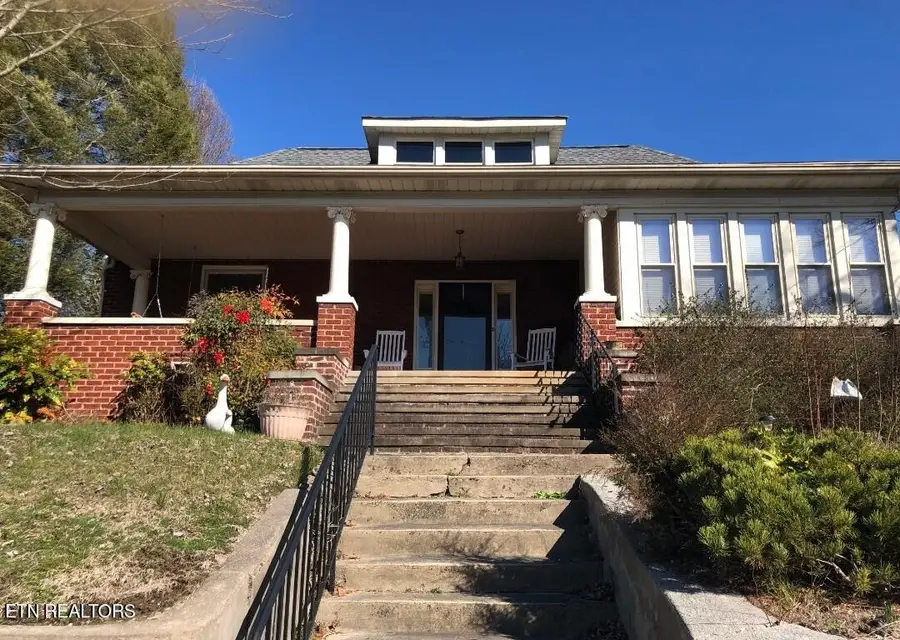 406 N 25th St, Middlesboro, KY 40965 - #2