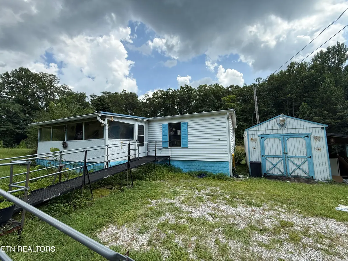106 Black Hollow Rd, Rockwood, TN 37854 - #1