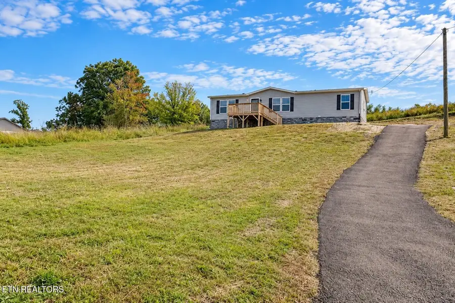 200 Laura Boling Loop Rd, Strawberry Plains, TN 37871 - #2