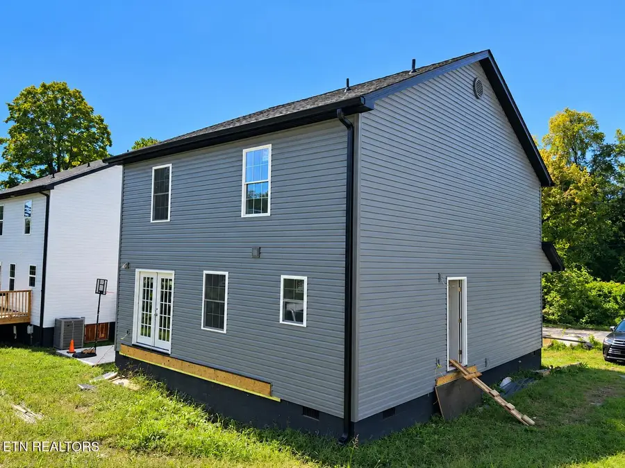109 Pelham Rd, Knoxville, TN 37914 - #2