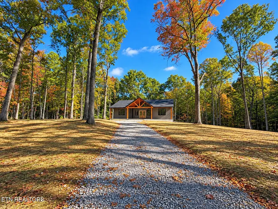 535 Rusty Spur Rd, Jamestown, TN 38556 - #2