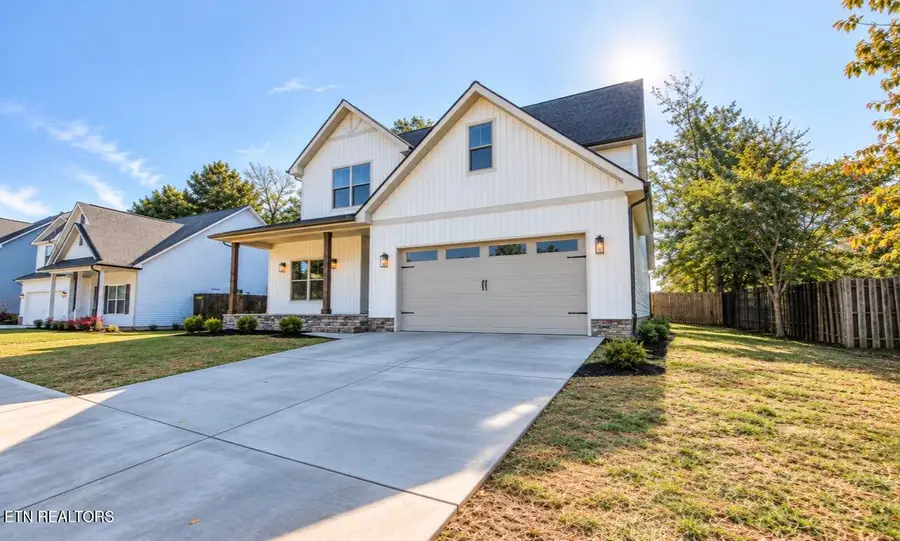 502 Hillside Lane, Lenoir City, TN 37771 - #3
