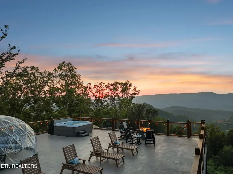 2525 Angelos Mountain Way, Pigeon Forge, TN 37862 - #3