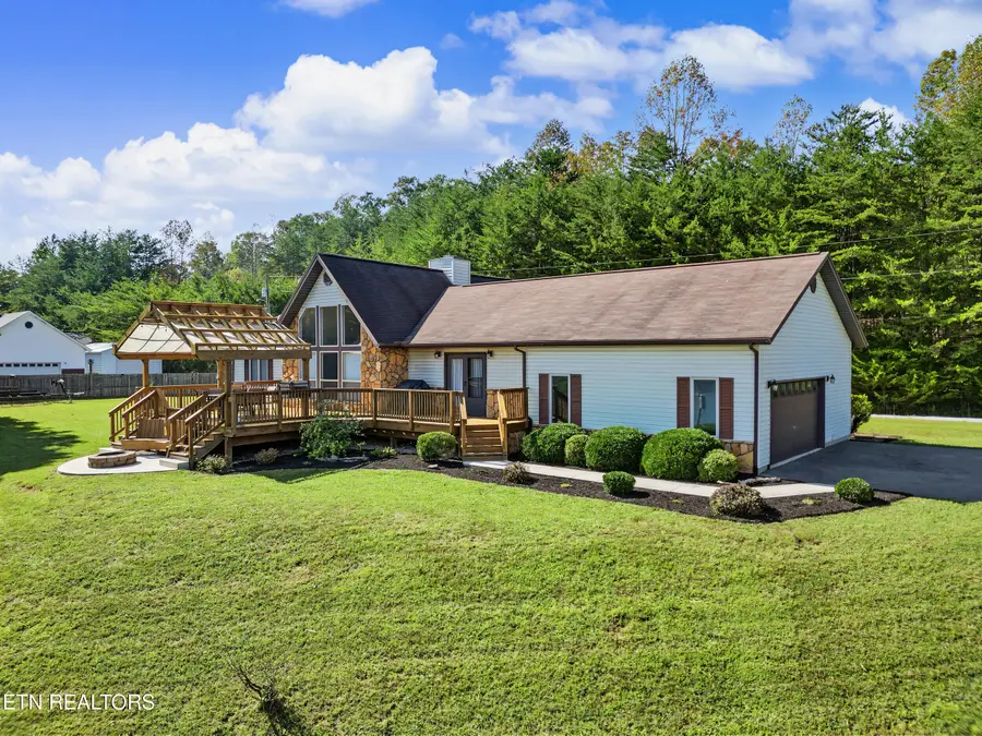 257 Mariner Point Rd, Lafollette, TN 37766 - #2