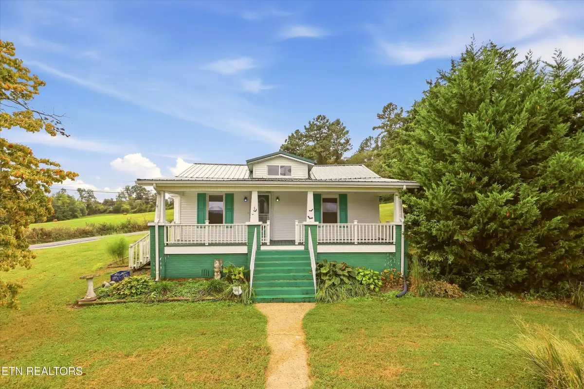 105 Peach Orchard Rd, Clinton, TN 37716 - #1