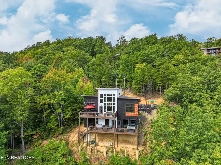 3490 Quail Way, Sevierville, TN 37862 - #2