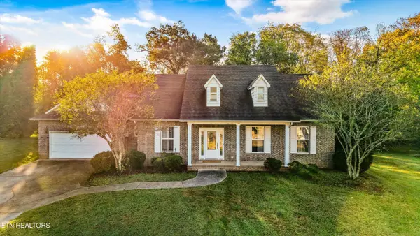 1812 Crazyhorse Drive, Maryville, TN 37801