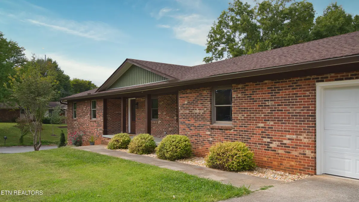 935 Devon Circle, Maryville, TN 37804 - #1