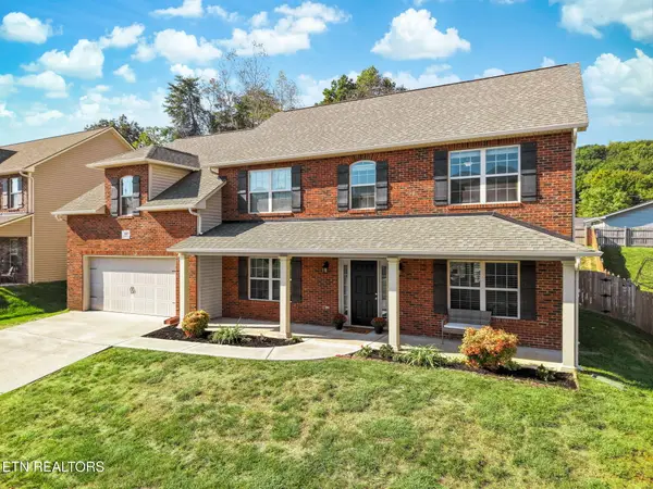 1609 Dempsey Rd, Knoxville, TN 37932