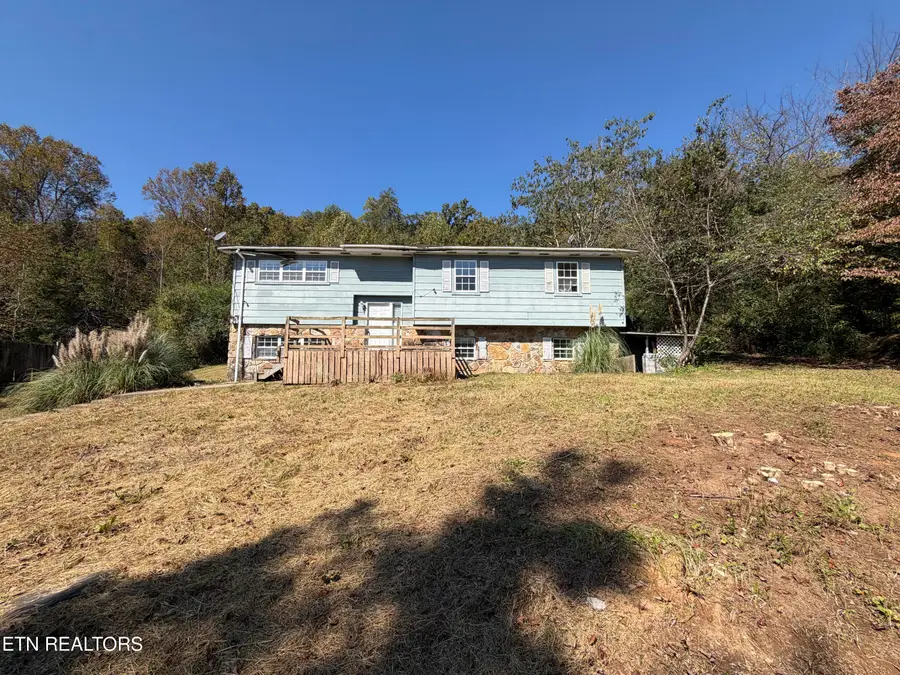 1487 Dutch Valley Rd, Clinton, TN 37716 - #2