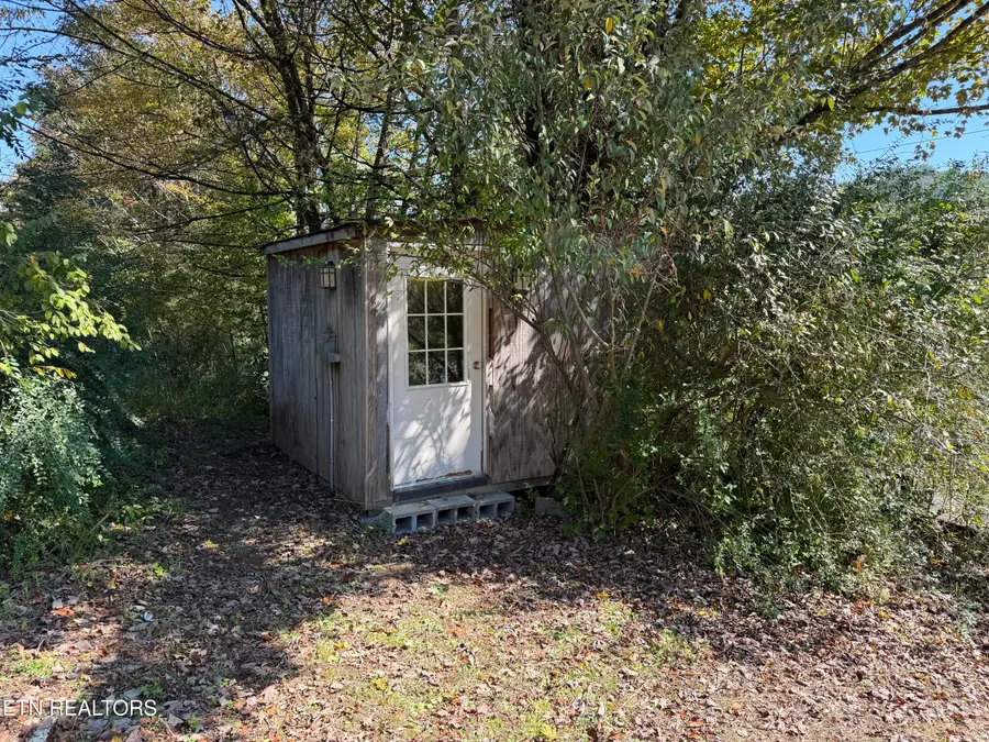 1487 Dutch Valley Rd, Clinton, TN 37716 - #3