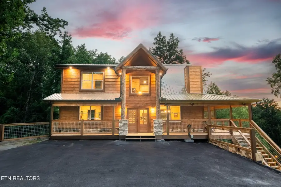 466 Loop Rd, Gatlinburg, TN 37738 - #3