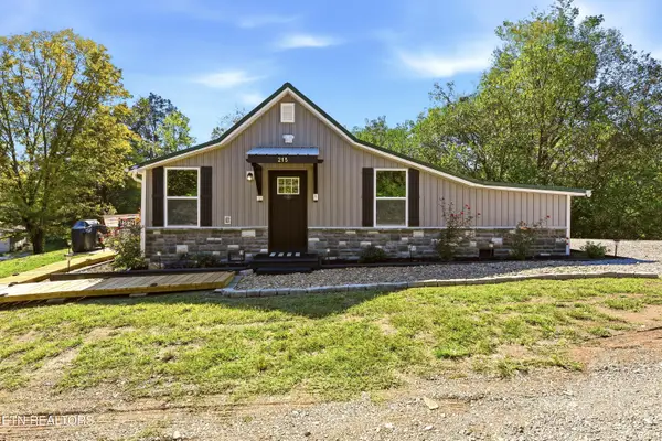 215 Longfield Rd, Rocky Top, TN 37769