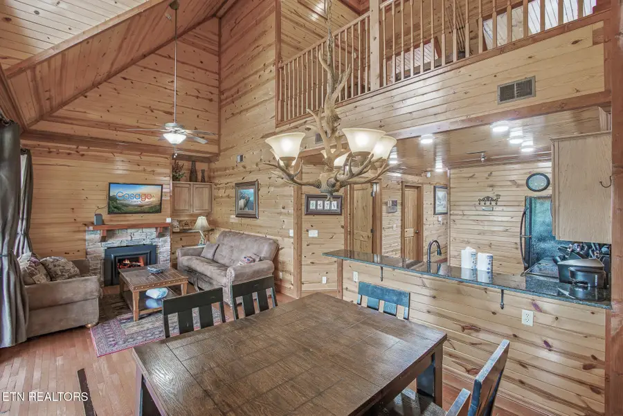 460 Big Bear Way, Pigeon Forge, TN 37863 - #3