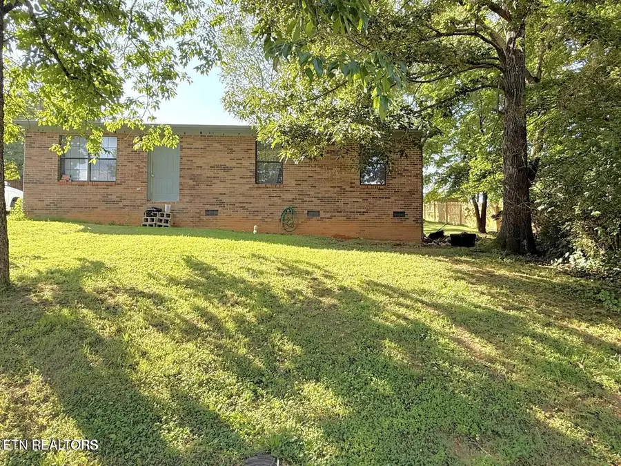 151 Finley Drive, Lenoir City, TN 37771 - #2
