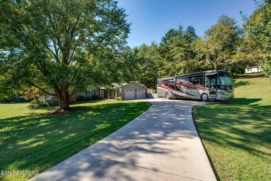 209 Lovin Farm Rd, Vonore, TN 37885 - #3