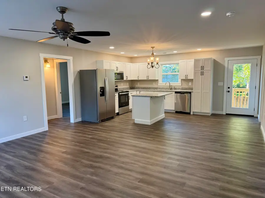 252 Fourth St, Crossville, TN 38555 - #2