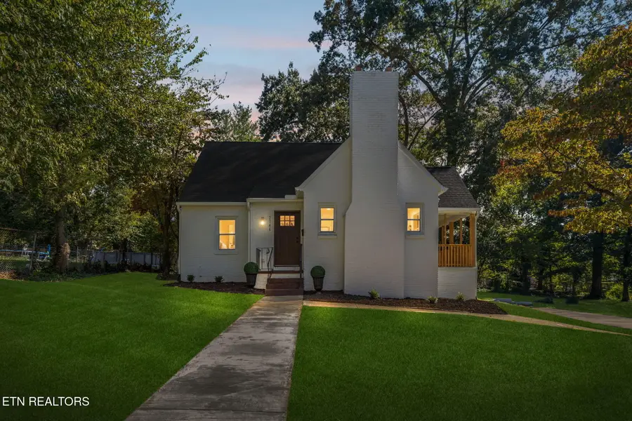 2746 Linden Ave, Knoxville, TN 37914 - #2