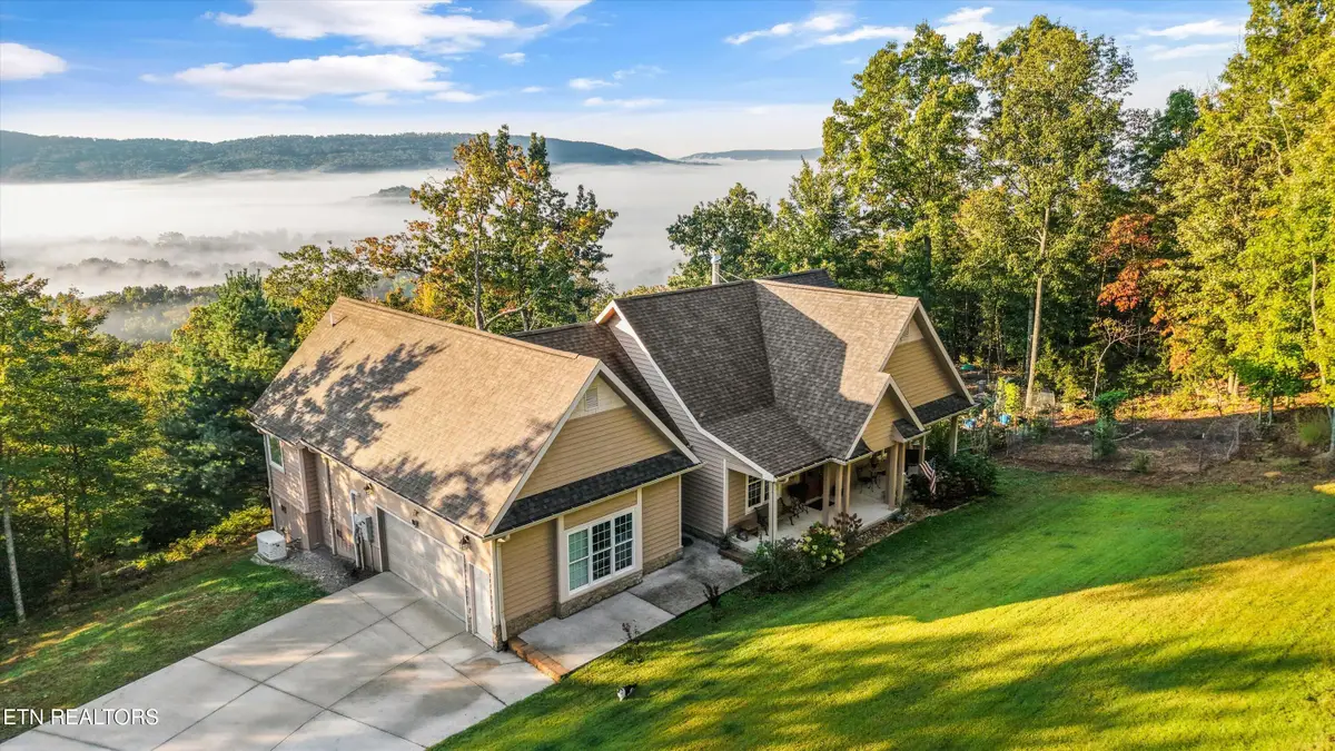 1007 Green Ridge Tr, Harriman, TN 37748 - #1
