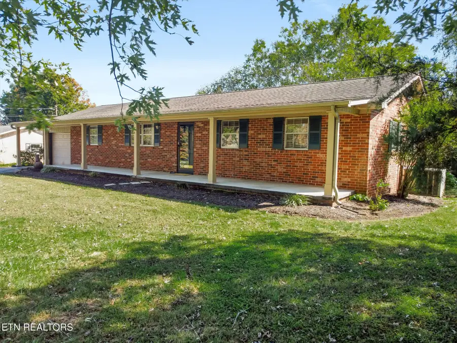 1370 Russell Lane, Lenoir City, TN 37772 - #3