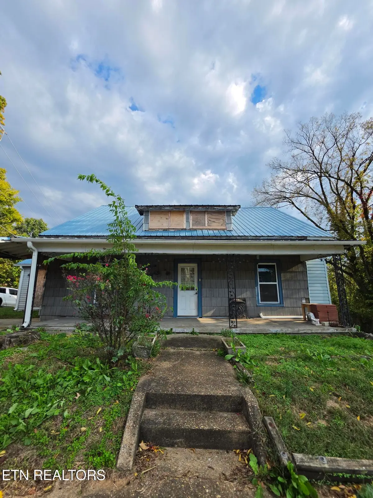 900 W Broadway St, Lenoir City, TN 37771 - #1