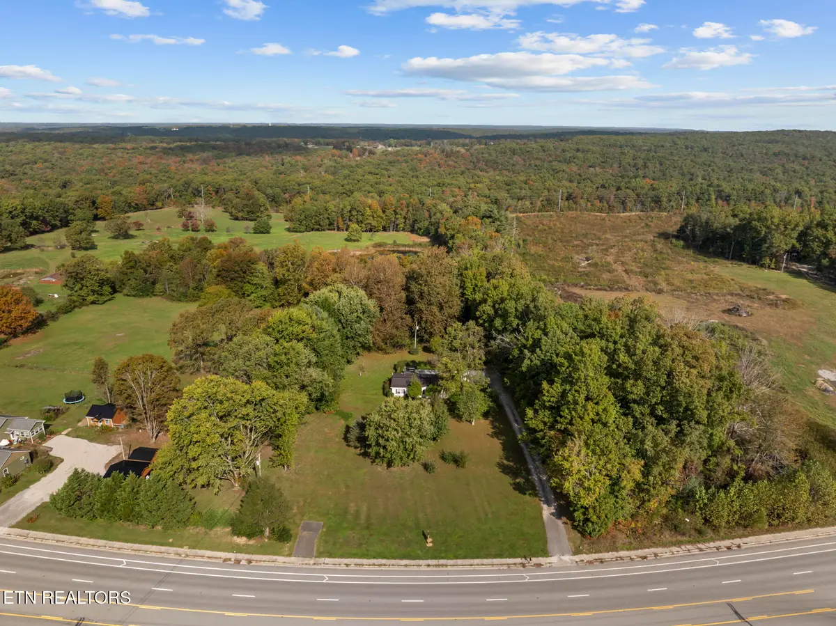 3533 Peavine Rd, Crossville, TN 38571 - #1